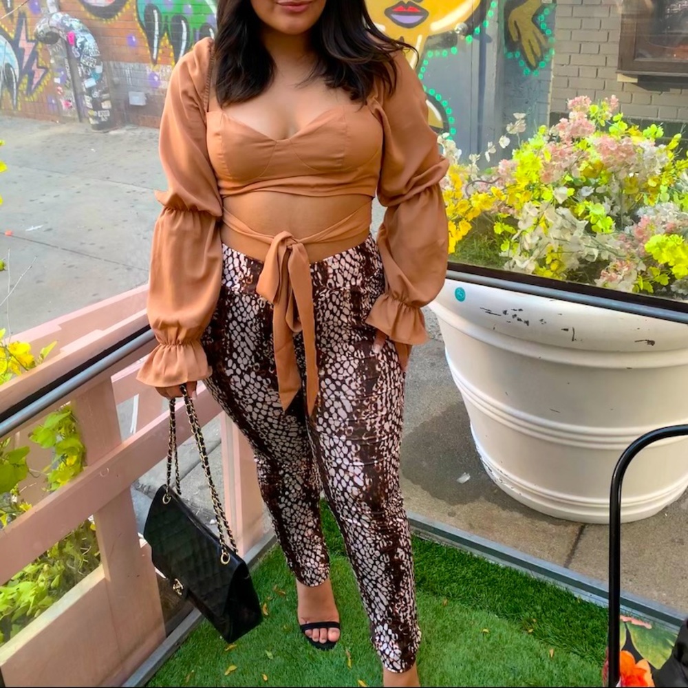 COMPLETE TWO PIECE OUTFIT SET - NUDE